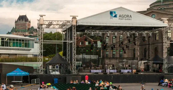 Vu de la scène de l'agora